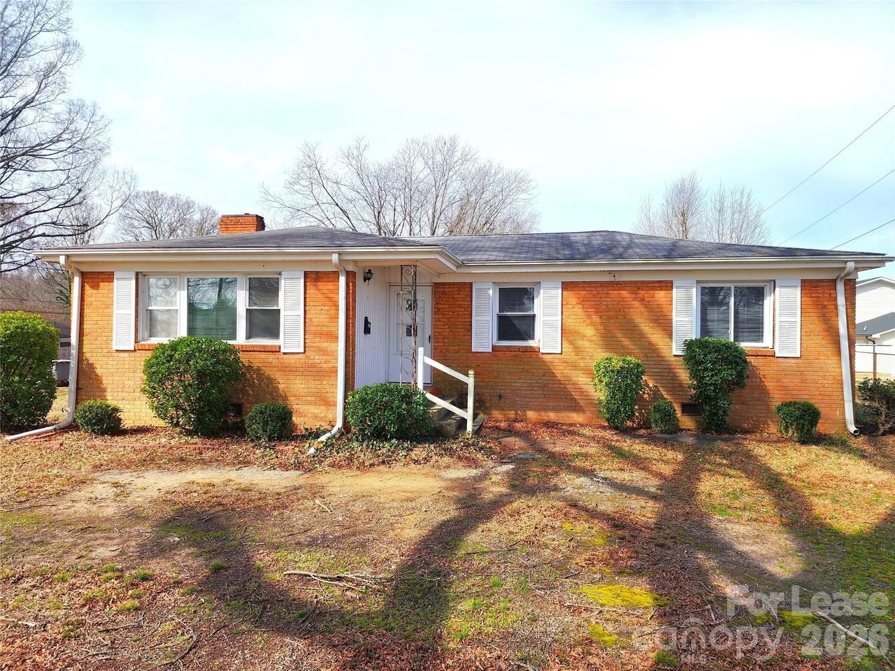 1310 Oakwood Ave