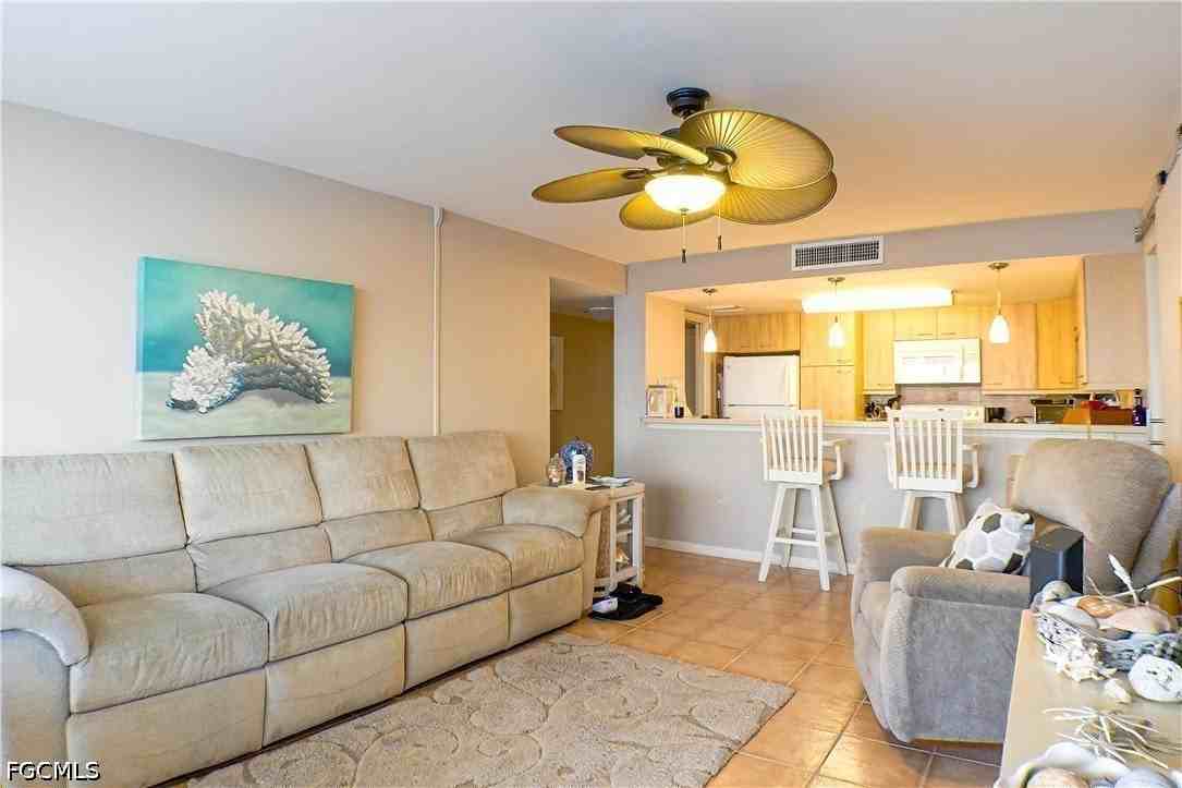 1900 Clifford St #603 - Photo 6 of 15
