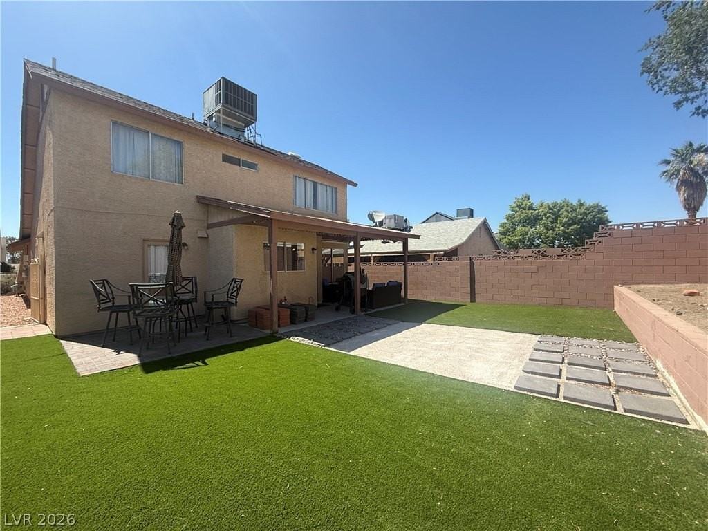 817 Schooner Dr - Photo 4 of 17