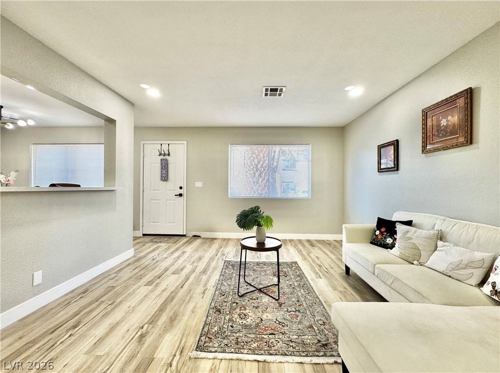 5181 Pioneer Ave #102 - Photo 5 of 34