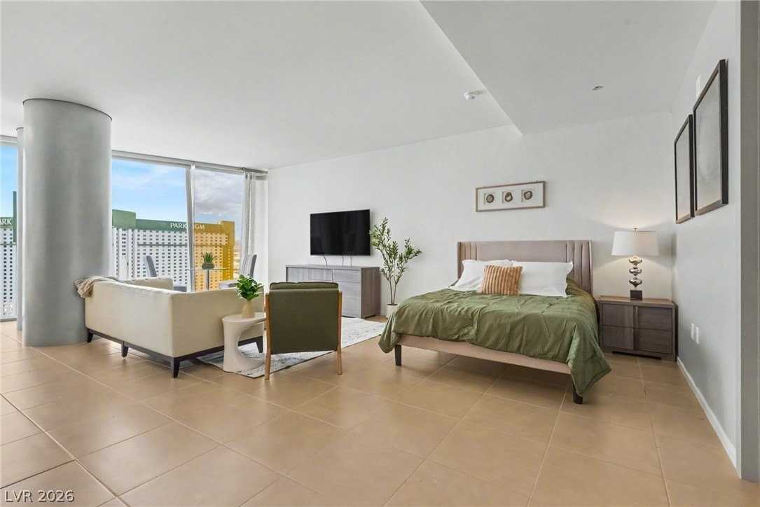 3726 Las Vegas Blvd S #2207