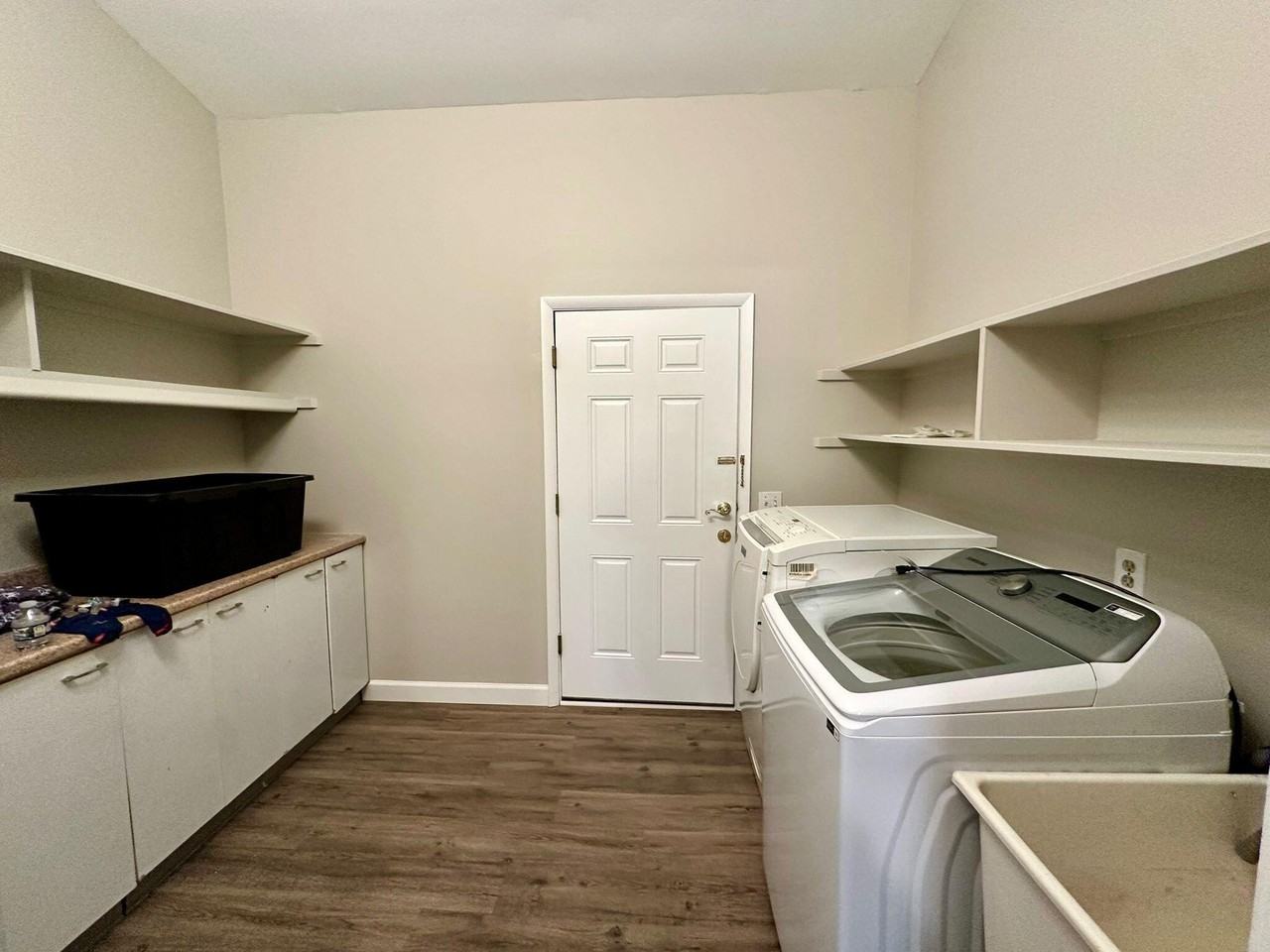795 Watersedge Dr - Photo 7 of 22