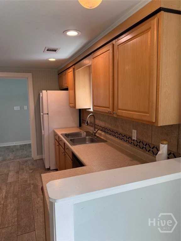 6914 Johnny Mercer Blvd - Photo 4 of 13