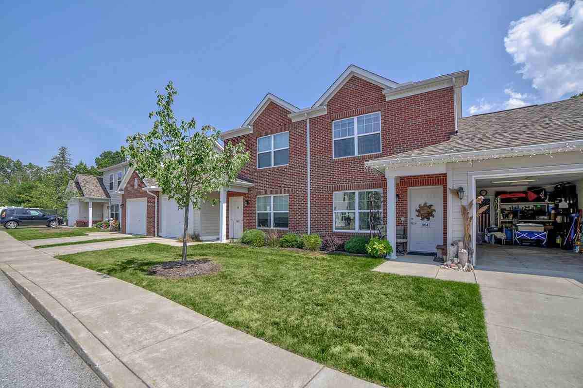 Arneman Place - Photo 3 of 25