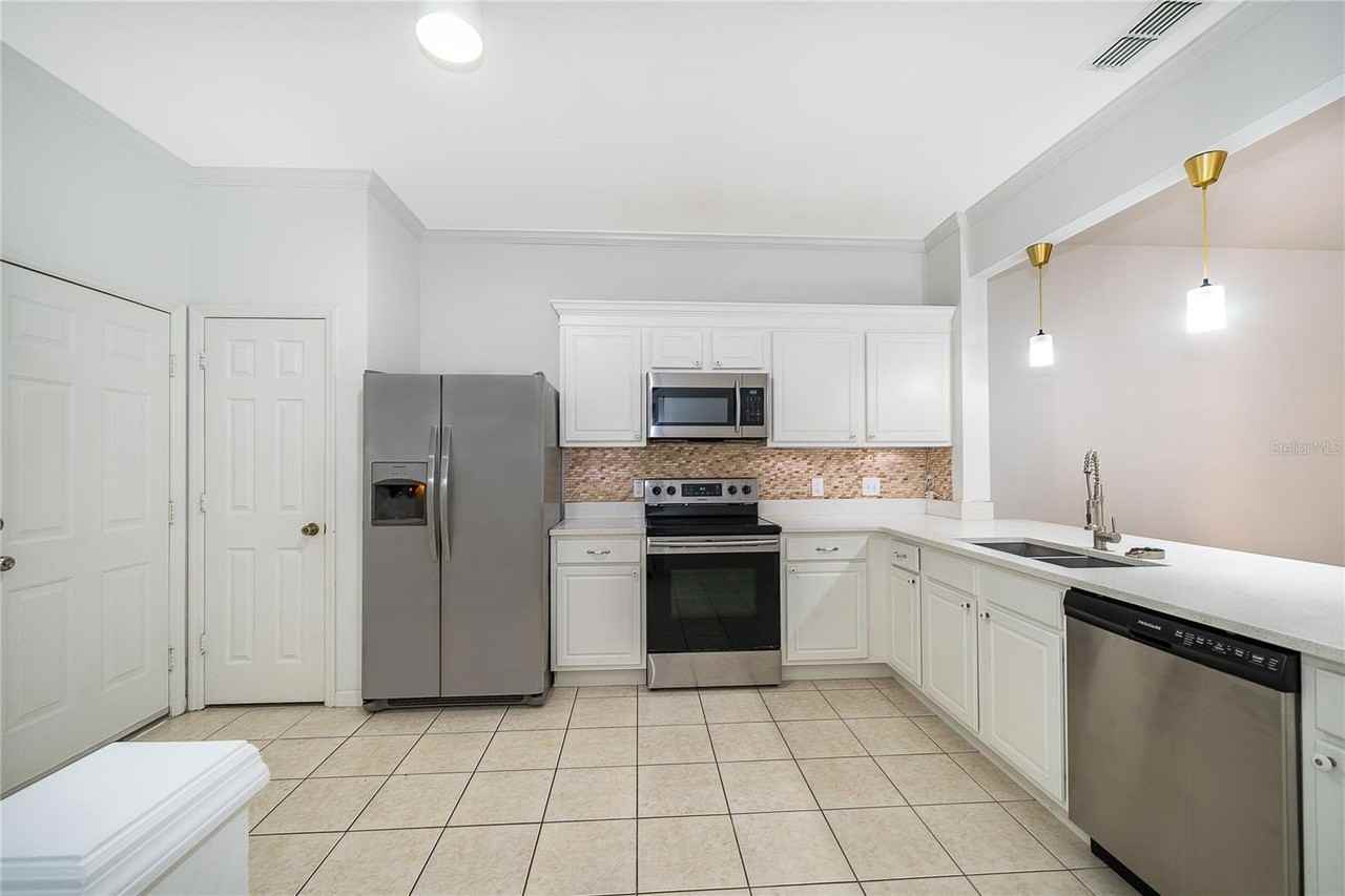 6080 Twain St #102 - Photo 5 of 25