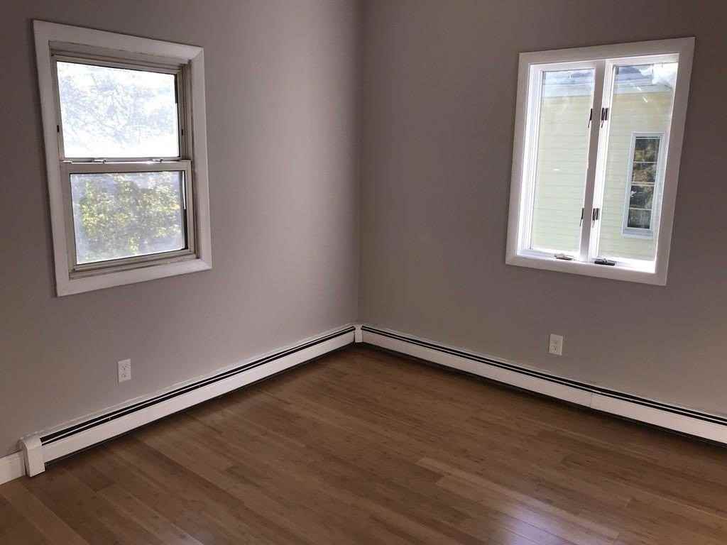207- 209 Vine St #2 - Photo 6 of 11