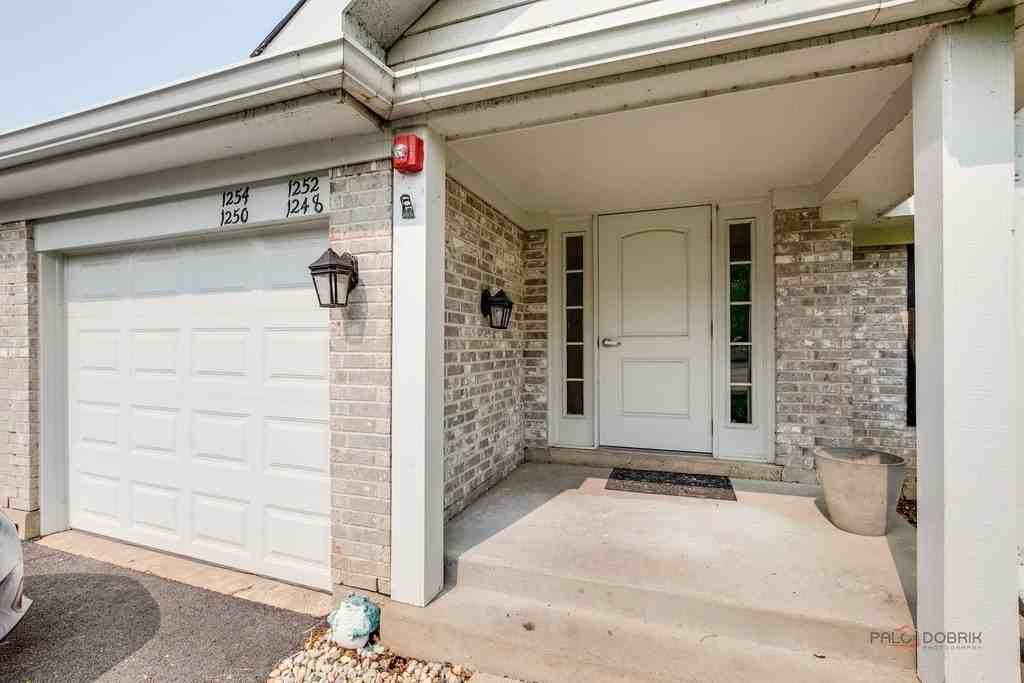 1254 Streamwood Ln #1254 - Photo 3 of 31