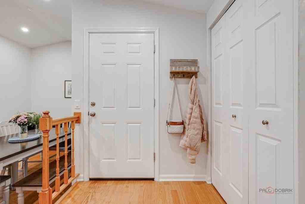 1254 Streamwood Ln #1254 - Photo 5 of 31