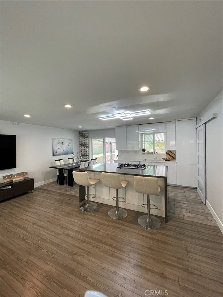 14716 Ramhurst Dr - Photo 2 of 2
