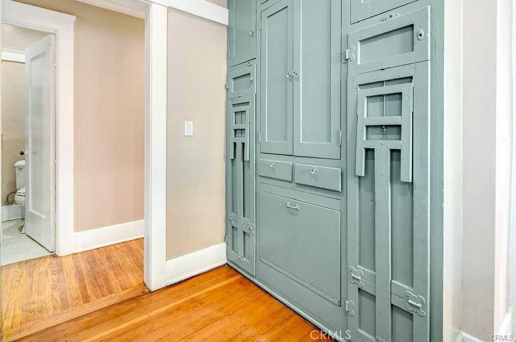 111 N Columbus Ave - Photo 7 of 18