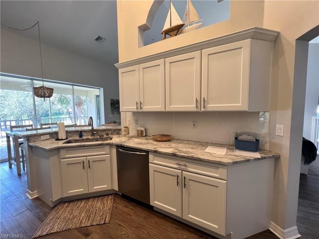 25240 Pelican Creek Cir #202 - Photo 6 of 28