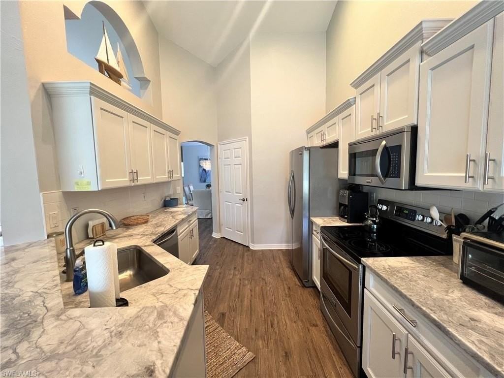 25240 Pelican Creek Cir #202 - Photo 7 of 28