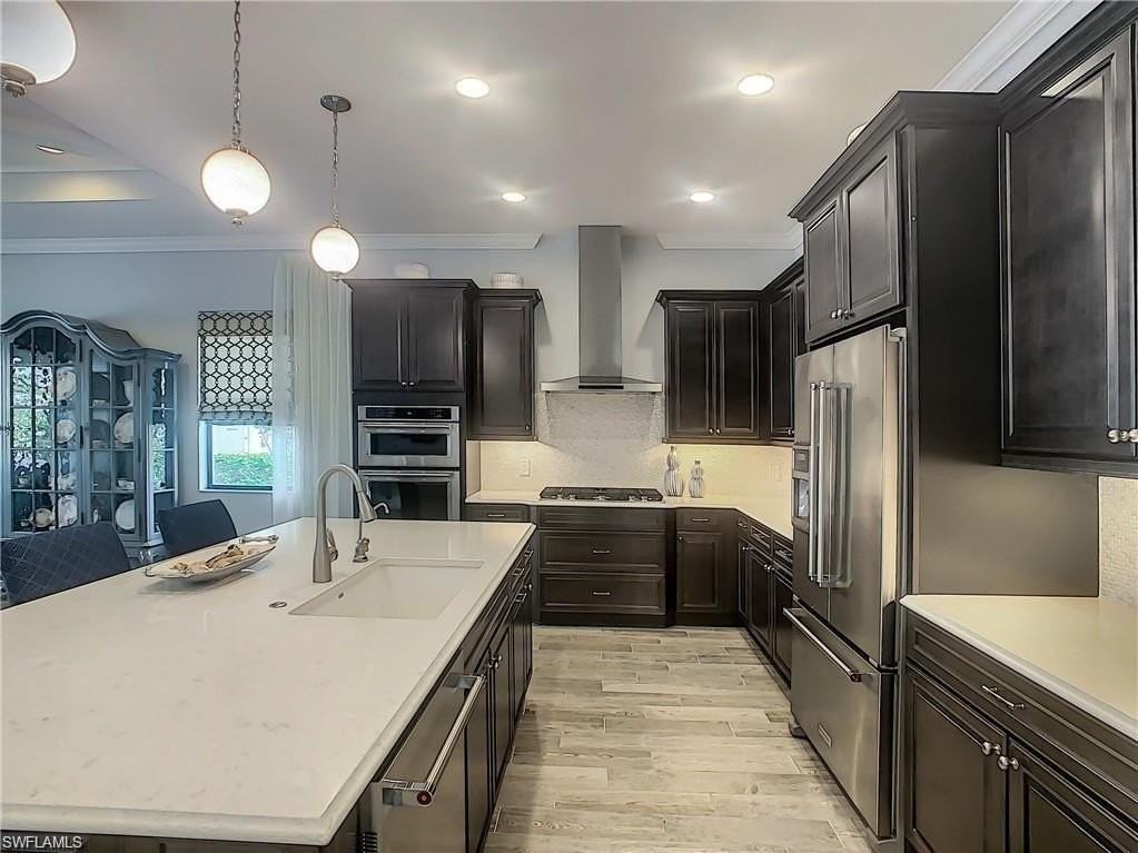 2175 Antigua Ln - Photo 4 of 33