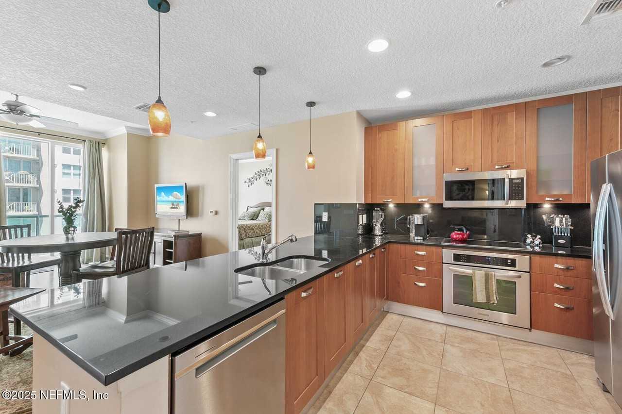 1431 Riverplace Blvd #2302 - Photo 2 of 50