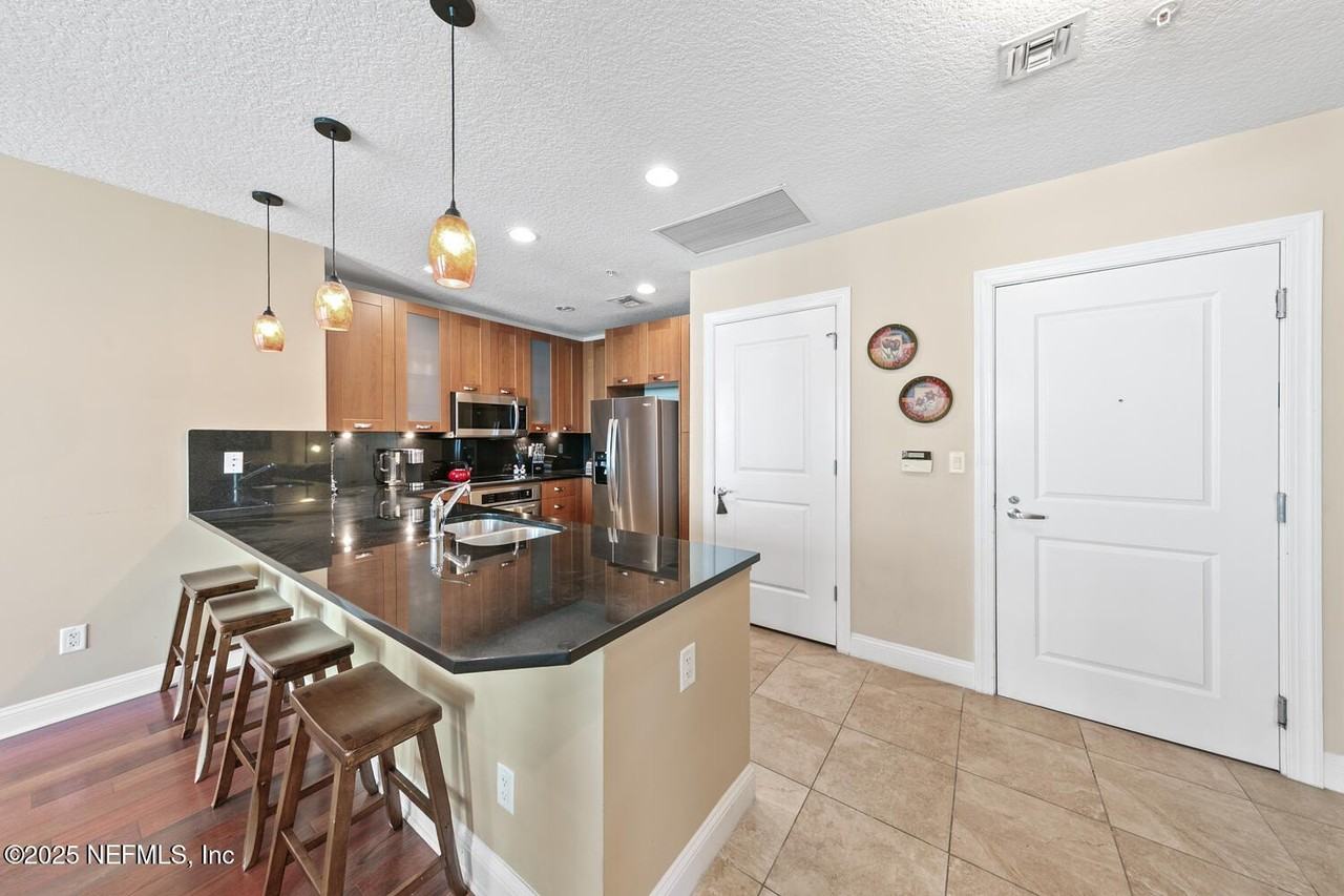 1431 Riverplace Blvd #2302 - Photo 3 of 50