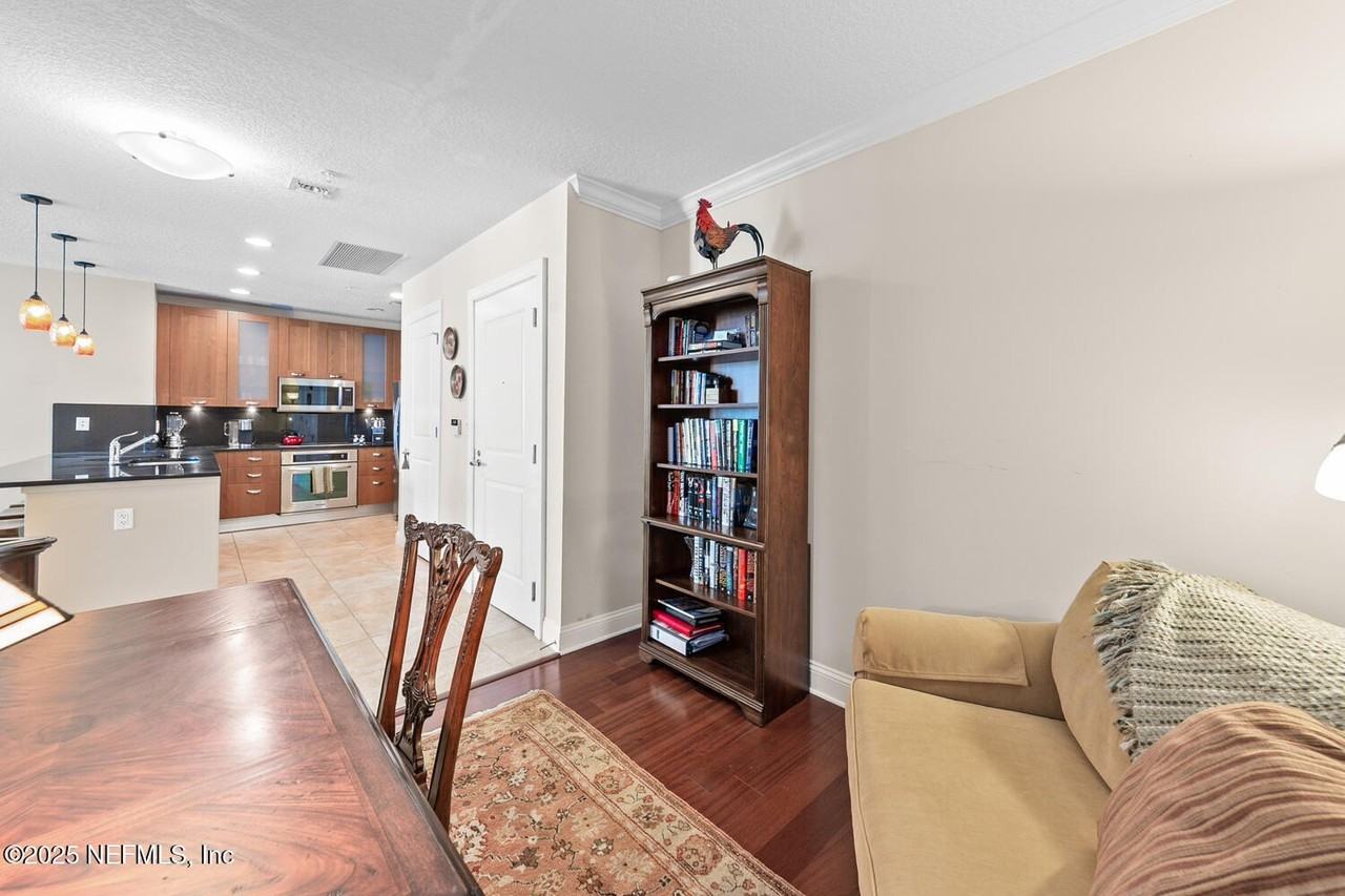 1431 Riverplace Blvd #2302 - Photo 6 of 50