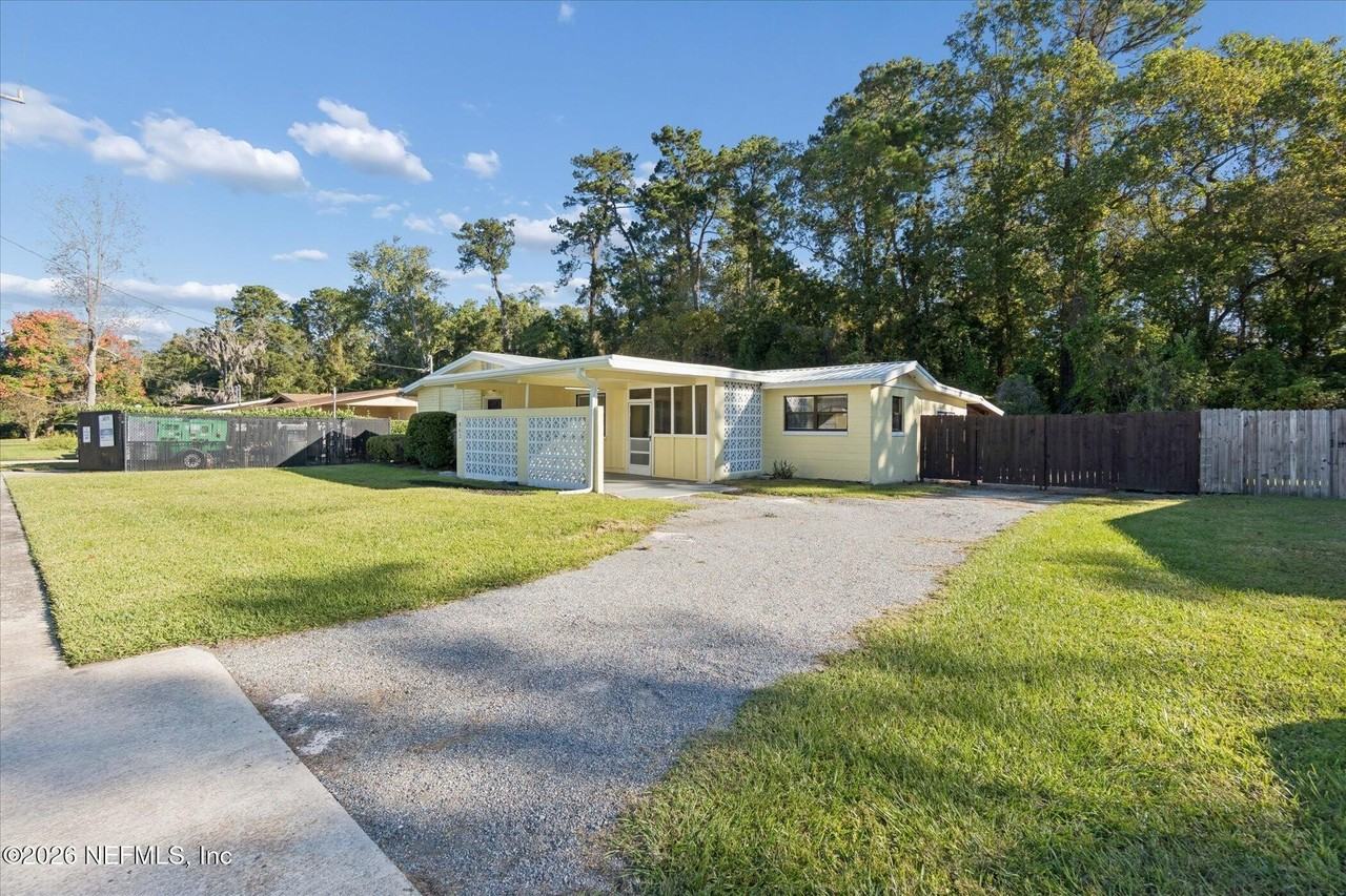 863 Westgate Dr - Photo 5 of 42