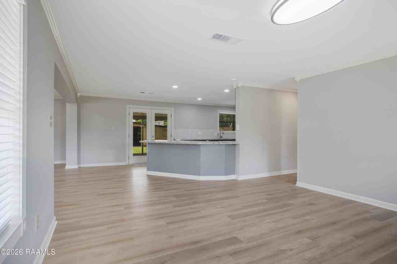 5502 Coteau Rd - Photo 7 of 15