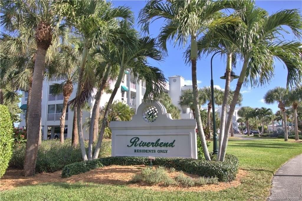 184 Ne Edgewater Dr #1001