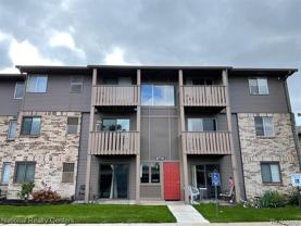 8719 Meadowbrook Dr - Photo 1 of 1