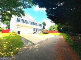 featured image of 7 Otto Way