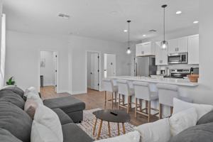 featured image of 3748 E Taylor St