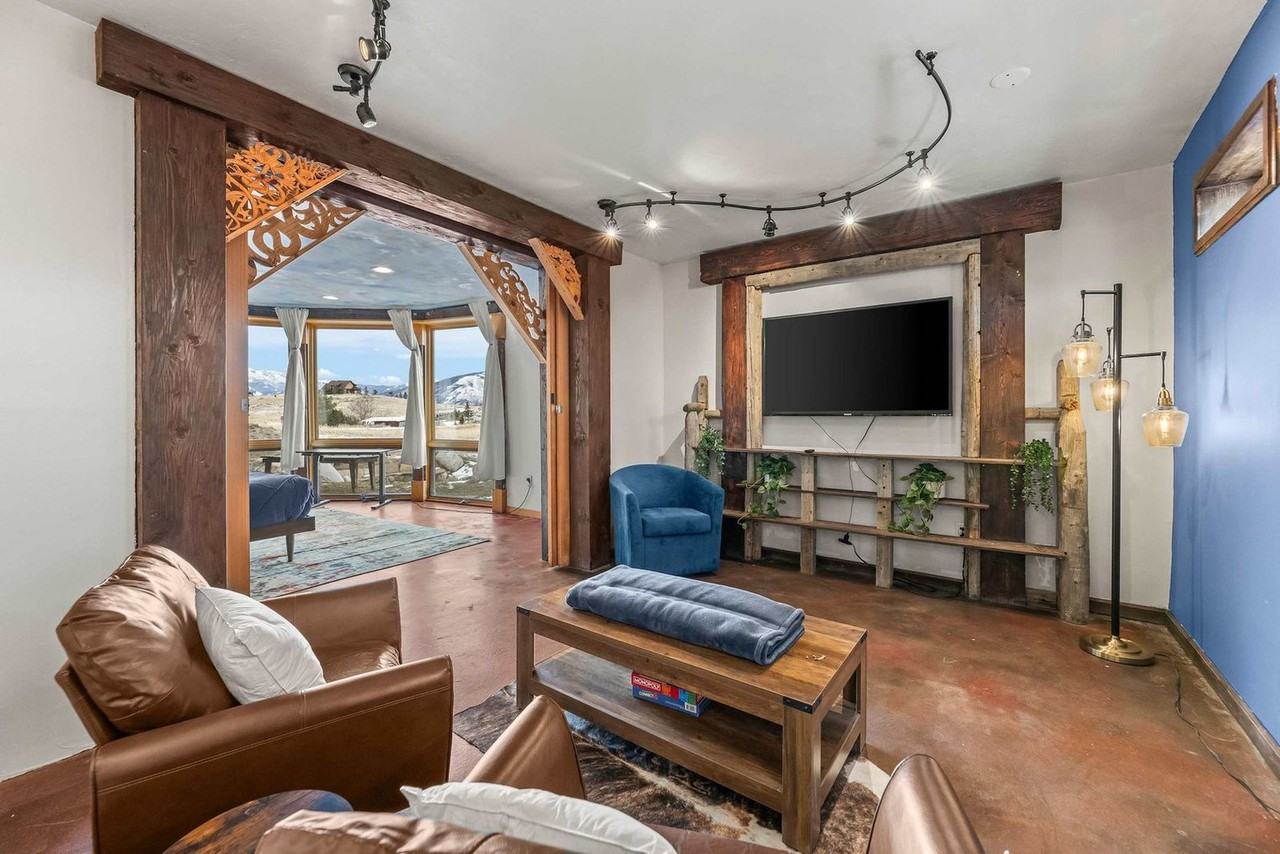 84 Arcturus Dr #1366038P - Photo 7 of 50