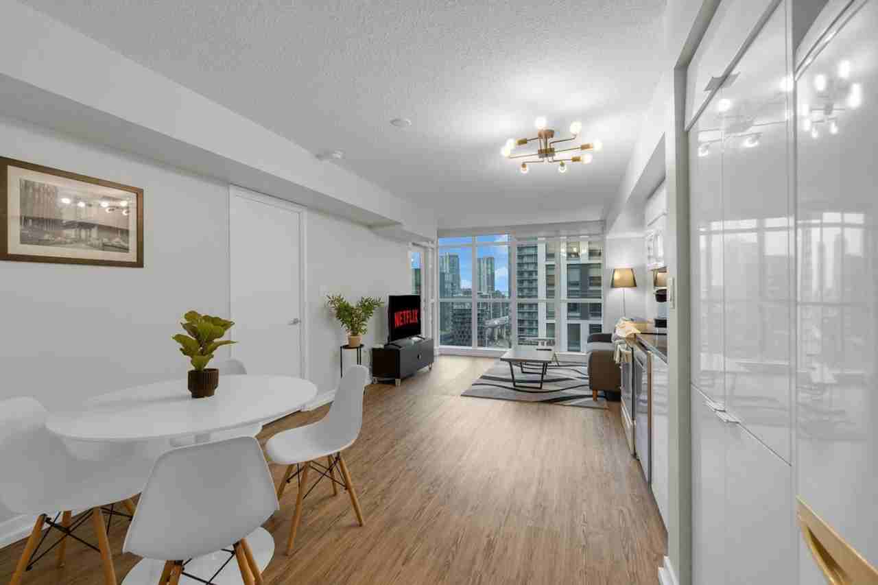 151 Dan Leckie Way - Photo 2 of 47