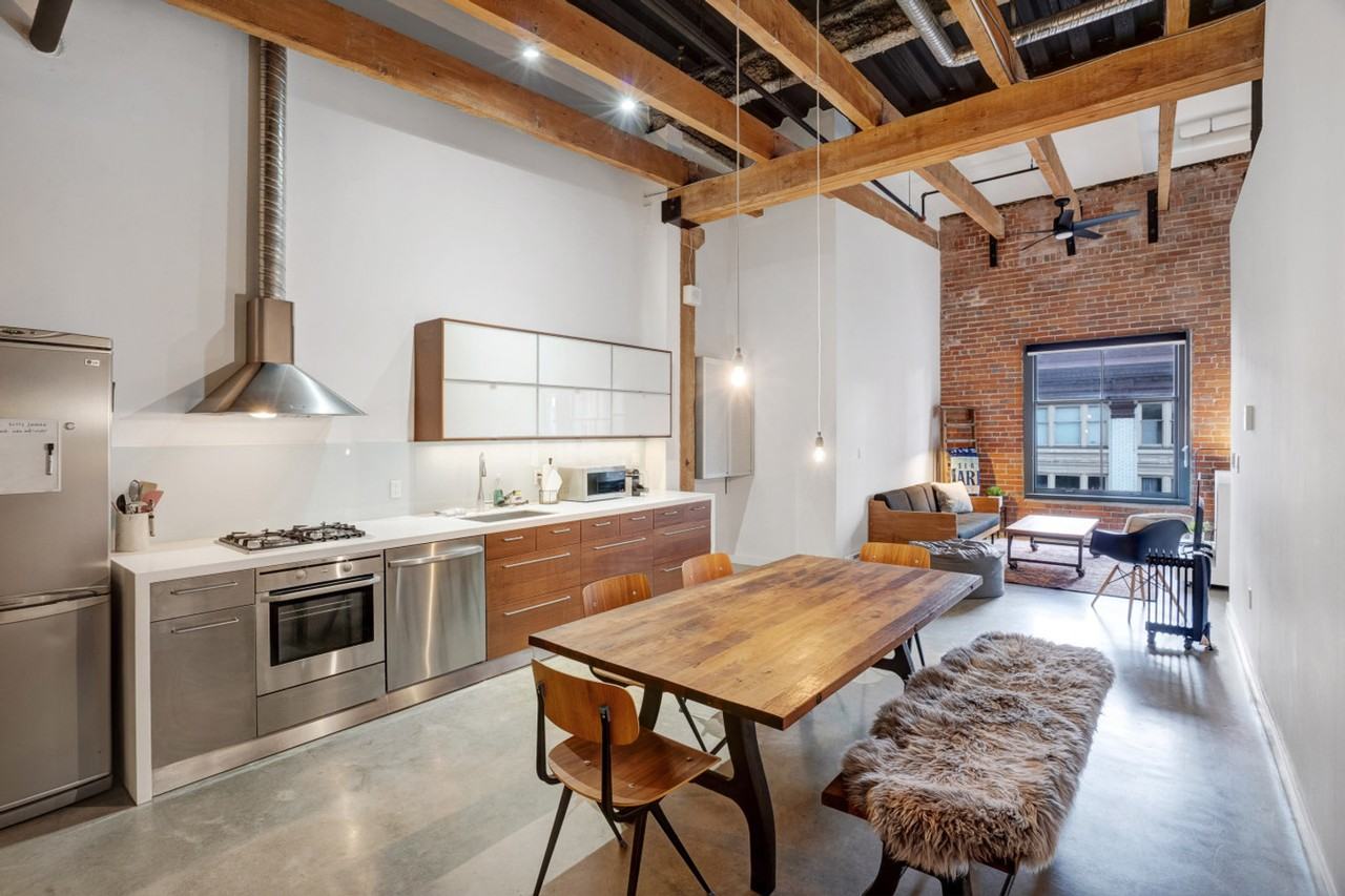 55 East Cordova St #1516258P - Photo 2 of 28