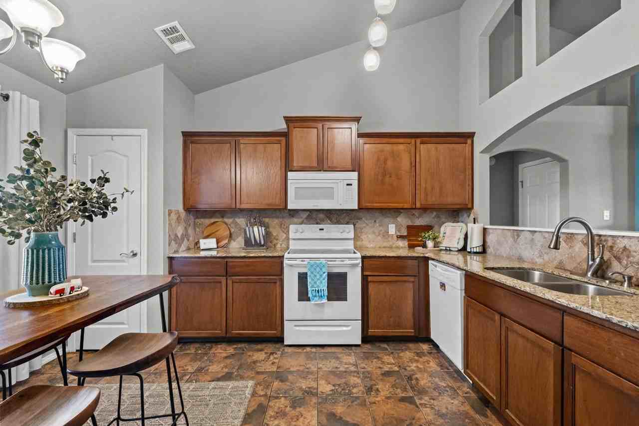 2519 Griffin St #1520958P - Photo 6 of 42