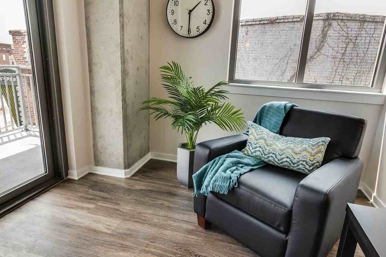 28 Woolfe St #1523766P - Photo 3 of 26