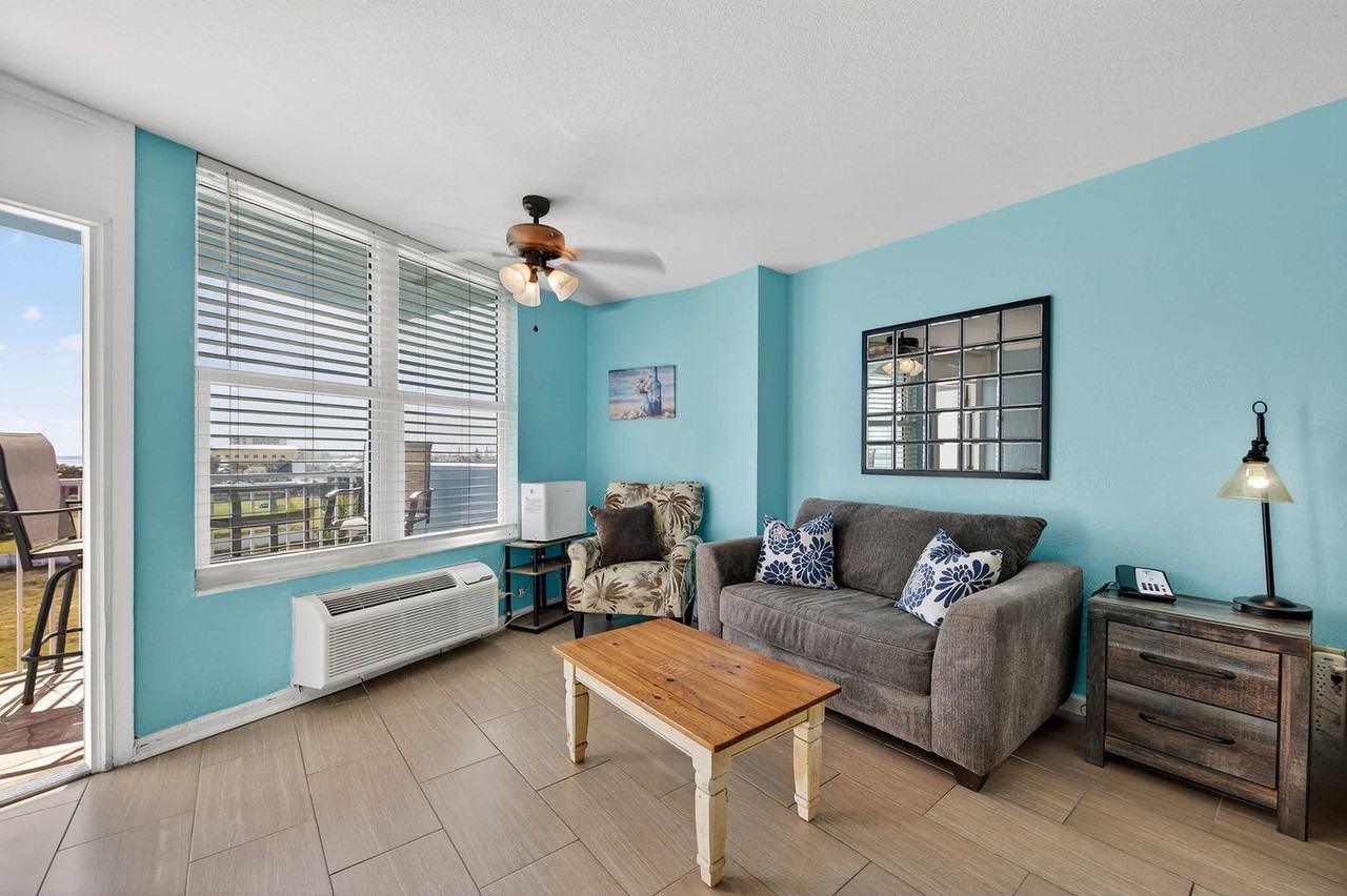 313 S Atlantic Ave #1531032P - Photo 3 of 19