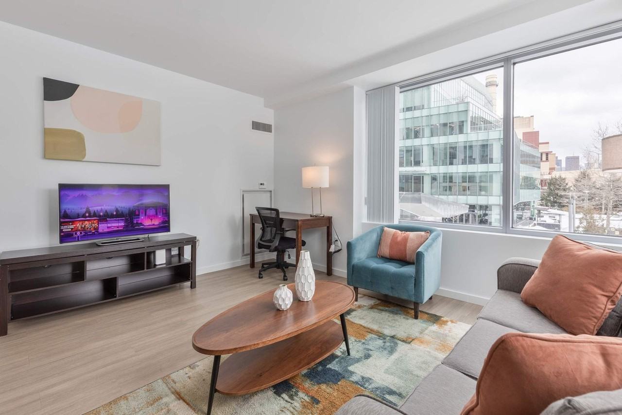 250 Kendall St #1514791P - Photo 4 of 12