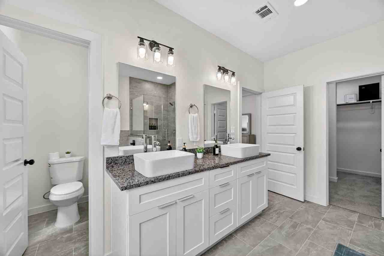 2910 El Fenice Ln #1538928P - Photo 7 of 32