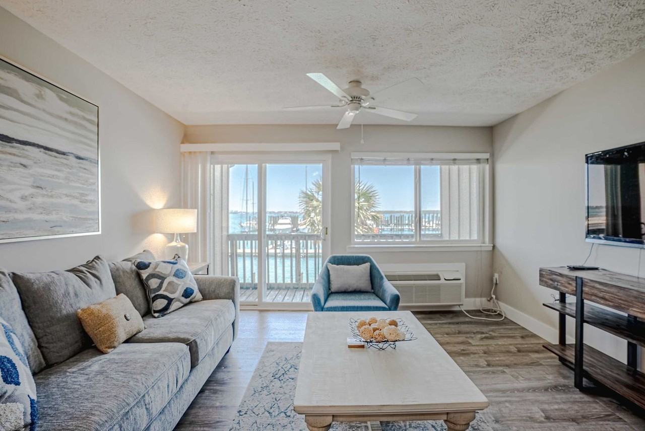 5505 Sun Harbor Road - Photo 2 of 38