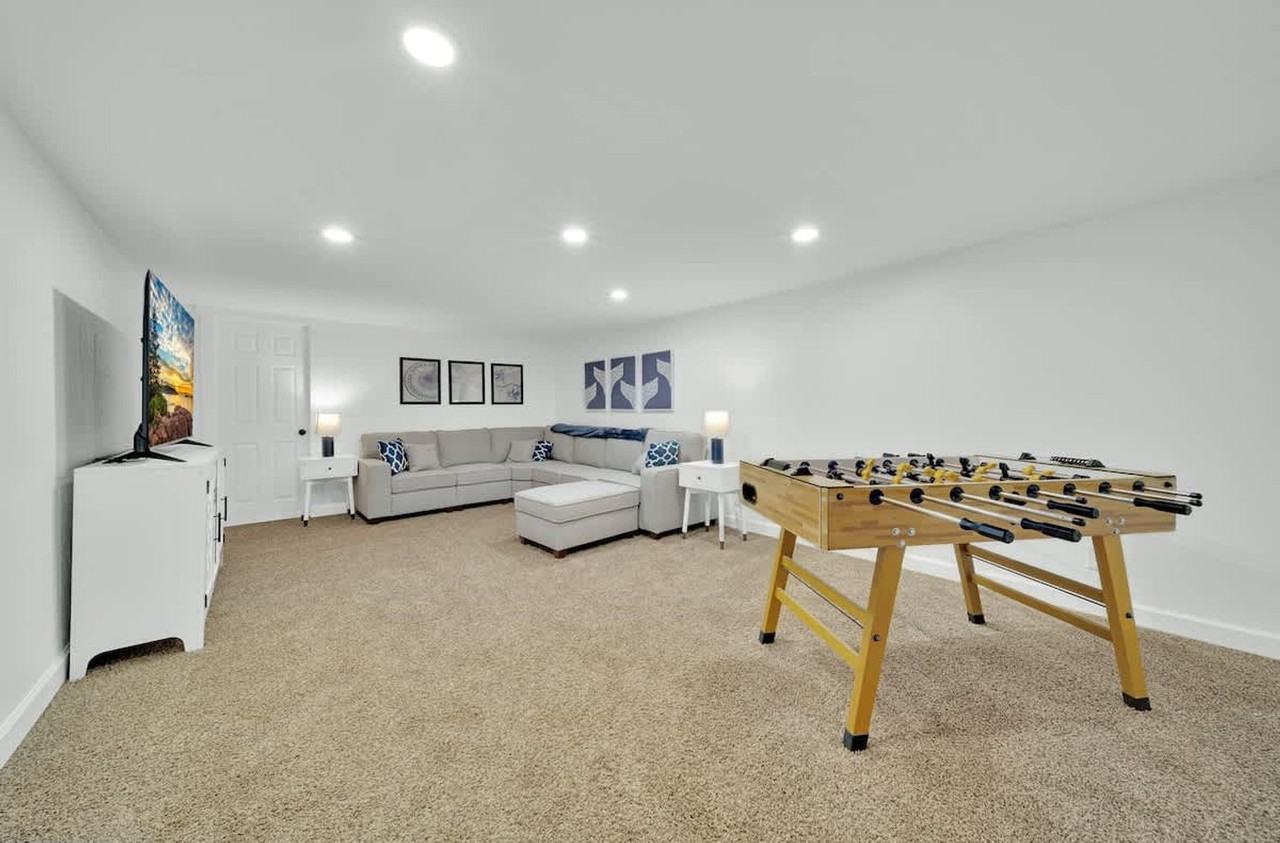 5999 N Pinegrove Dr #1542959P - Photo 2 of 27