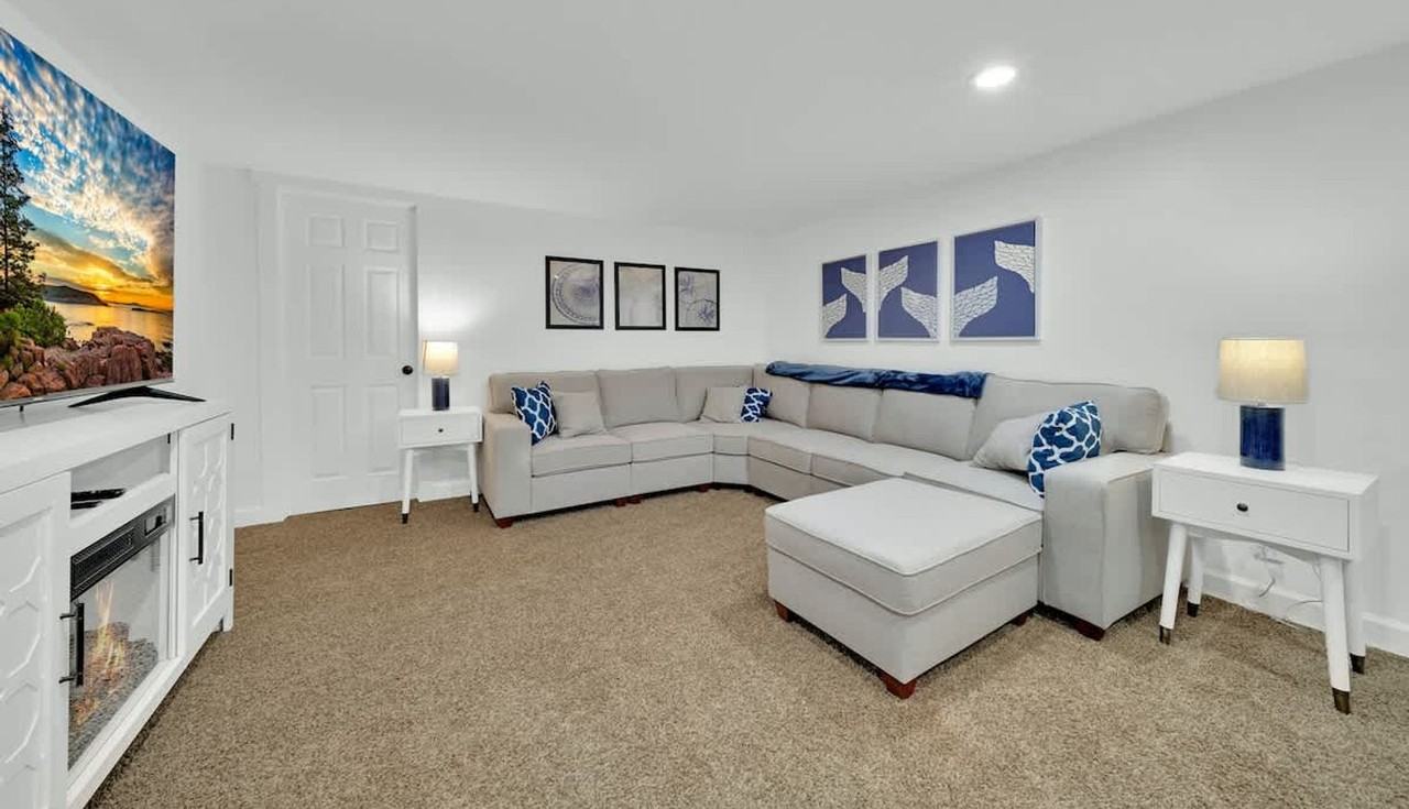 5999 N Pinegrove Dr #1542959P - Photo 6 of 27