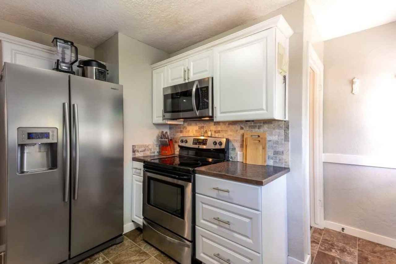 2019 N 6th Pl #1542977P - Photo 4 of 20