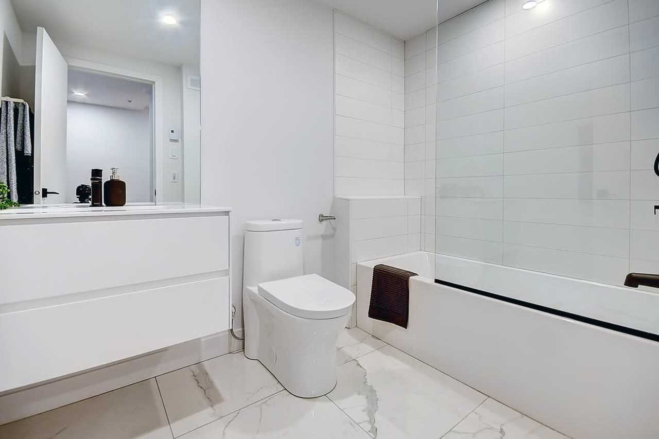 2320 Rue Sainte-Catherine E #1543095P - Photo 5 of 11