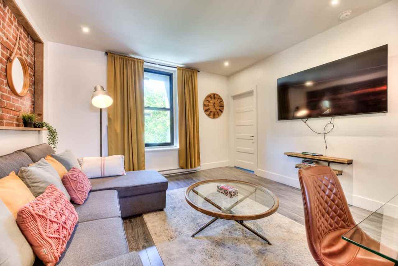 3833 Rue Saint-Denis #1543119P - Photo 3 of 16