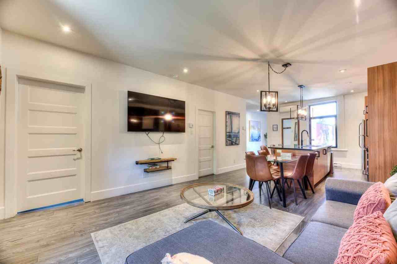 3833 Rue Saint-Denis #1543119P - Photo 4 of 16