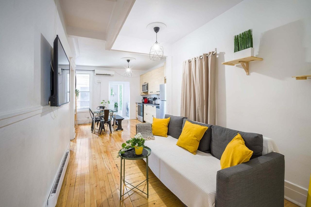 2390 Rue Frontenac - Photo 3 of 15