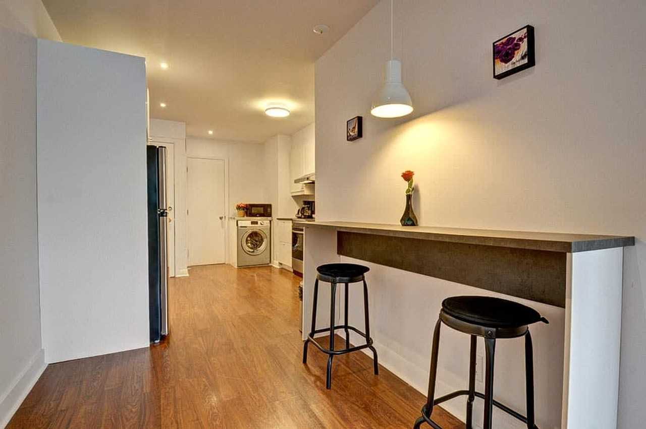 1370 Rue Ontario E #1543132P - Photo 6 of 16
