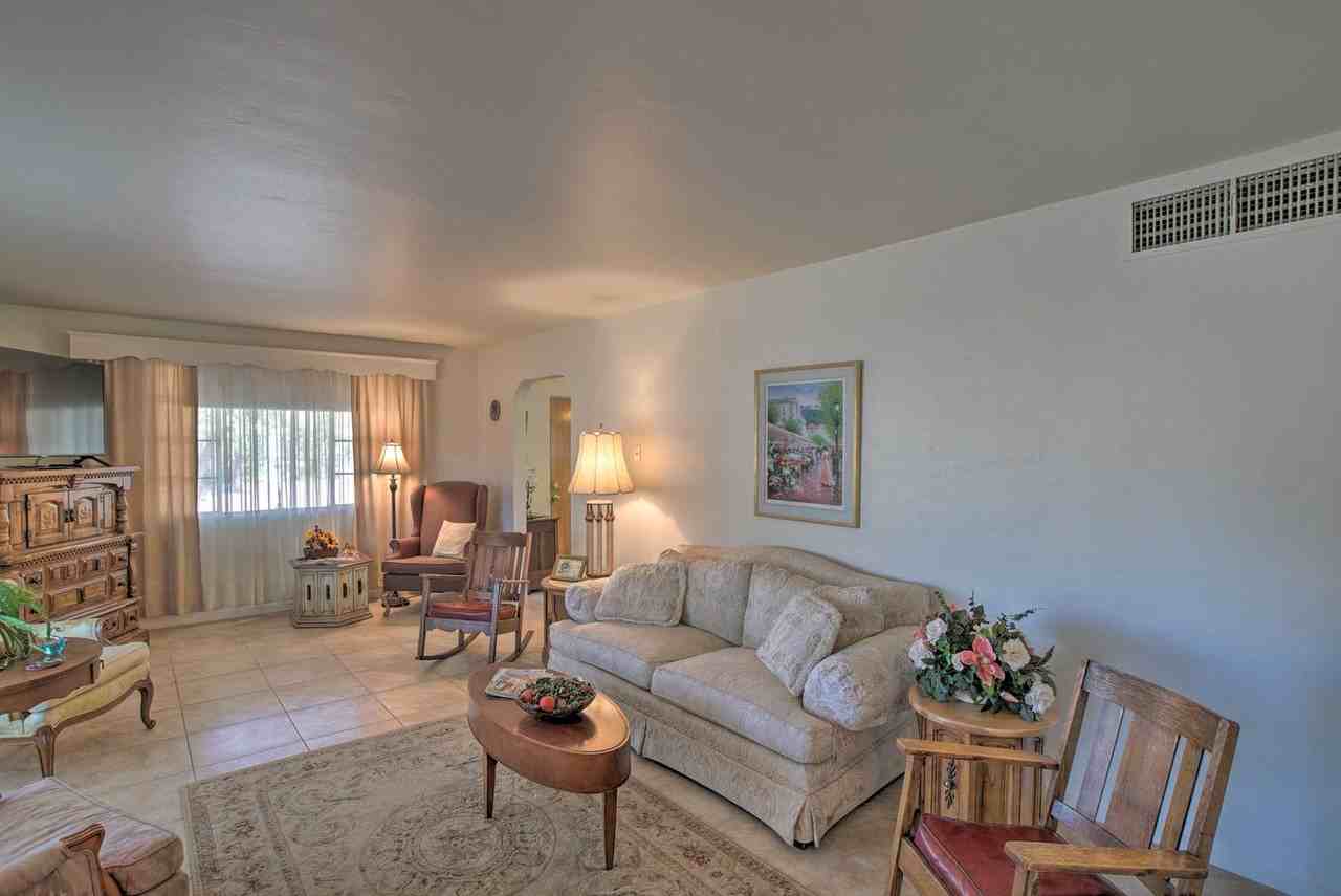 2731 N 3rd Ave #1546038P - Photo 2 of 20