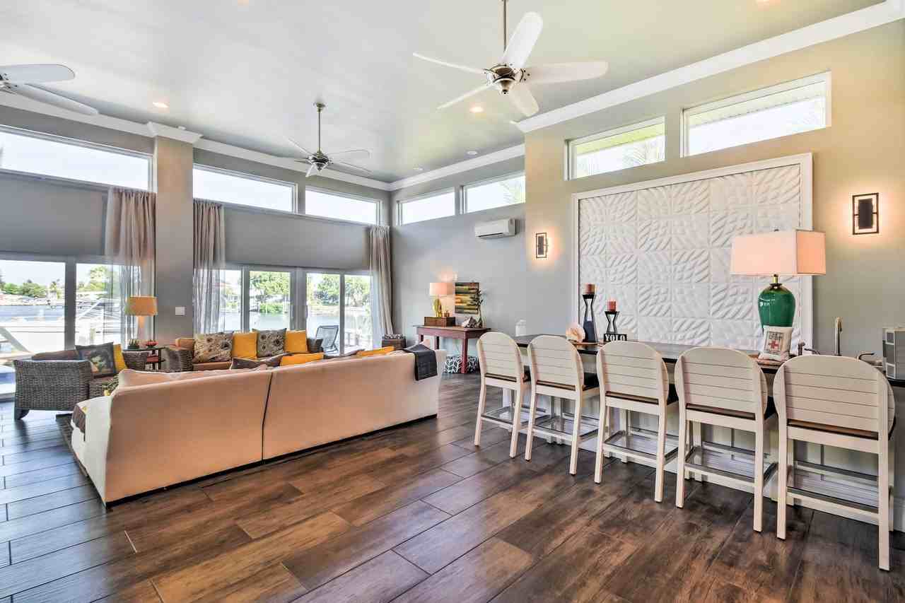 2122 W Vina Del Mar Blvd #1545665P - Photo 3 of 18