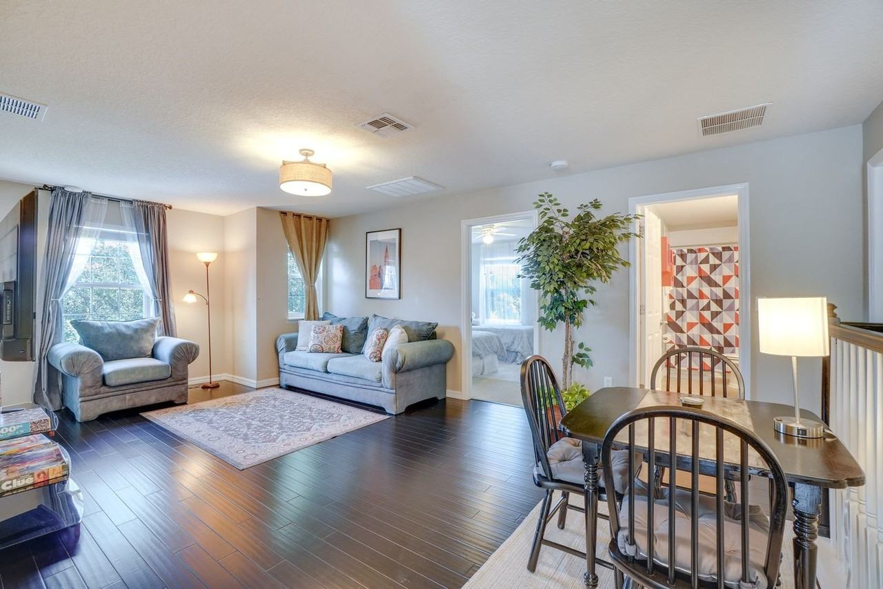 14822 Fells Ln #1546134P - Photo 4 of 21