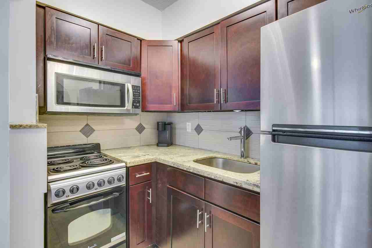 412 Ne 4th Ave #1546131P - Photo 7 of 18
