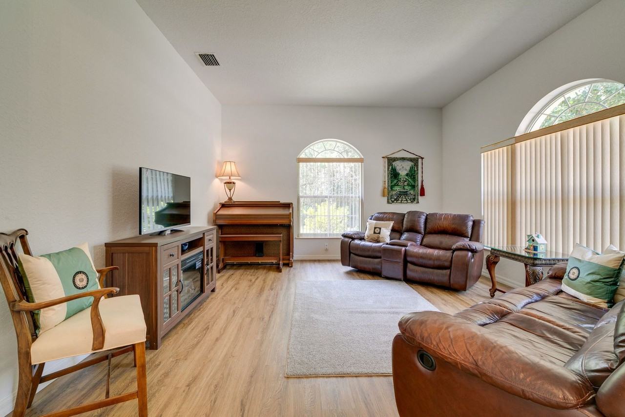 9939 Sw 203rd Cir #1546339P - Photo 2 of 25