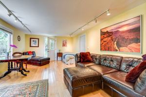 featured image of 4 Laverne Ave