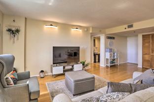 701 S Madison Ave - Photo 1 of 1